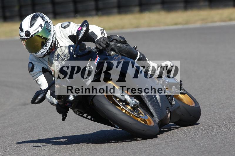 Archiv-2022/50 09.08.2022 MSS und TÖFF Track Day ADR/Gruppe rot/unklar